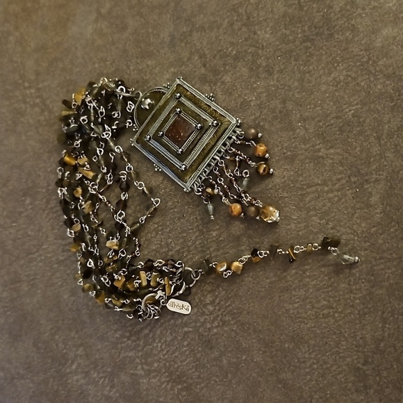 TRESKA Multi-chain Tiger Eye Ethnic Pendant Castlecore Choker Necklace - Picture 2 of 7